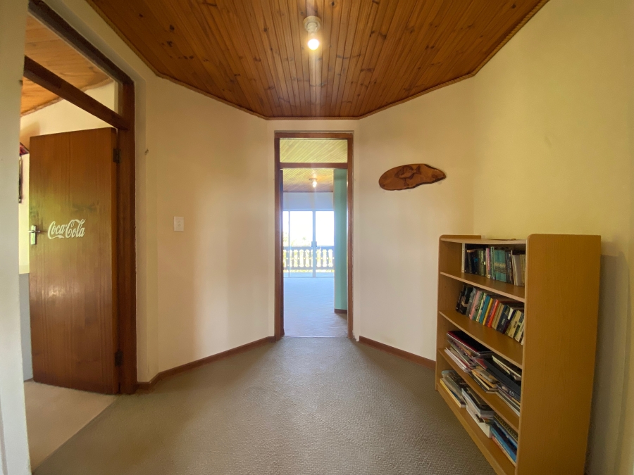 5 Bedroom Property for Sale in Cintsa East Eastern Cape